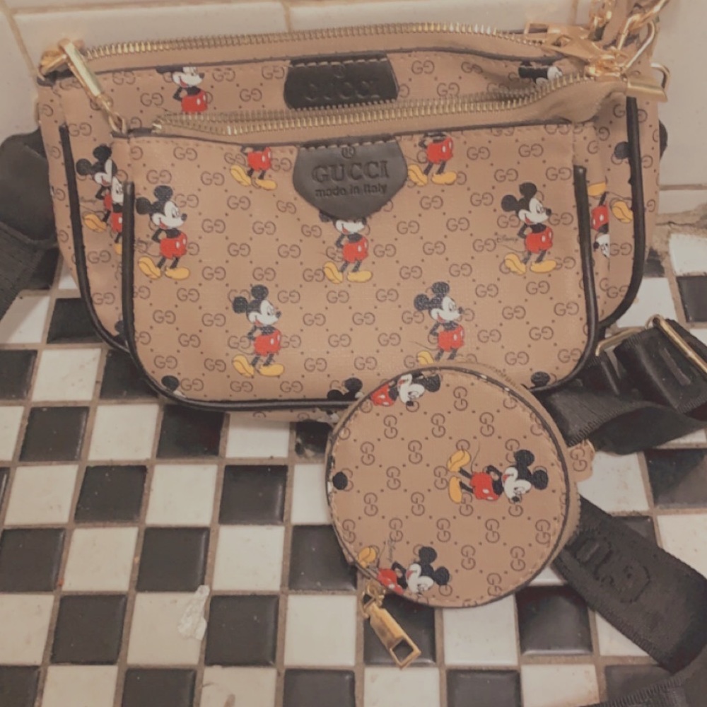 Mickey Mouse Purse🖤🤎💛❤️